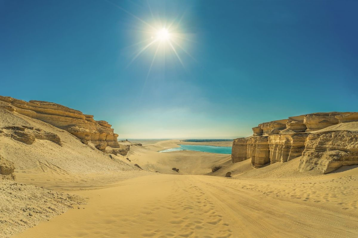 El Fayoum Oasis From Cairo